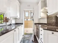 Недвижимость The Gateways, Sprimont Place: 13