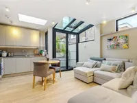 Недвижимость Richards Place: 7