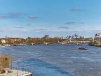 Недвижимость Compton House, Waterfront Drive: 5