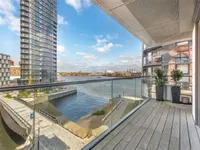 Недвижимость Compton House, Waterfront Drive: 10