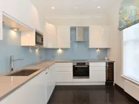 Недвижимость Cathcart Road: 2