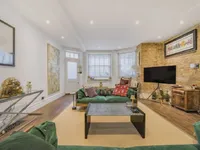 Недвижимость Roland Gardens, South Kensington: 12