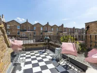 Недвижимость Redcliffe Place: 3