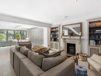 Недвижимость Redcliffe Place: 12