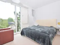 Недвижимость Cubitt Building, 10 Gatliff Road, Grosvenor Waterside: 10