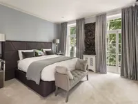 Недвижимость Brompton Square: 2