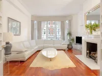 Недвижимость Basil Street: 10