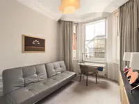 Недвижимость Lower Sloane Street: 2