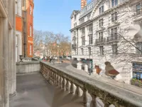 Недвижимость Lower Sloane Street: 3