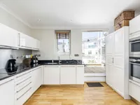 Недвижимость Carlyle Court, Chelsea Harbour: 8