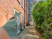 Недвижимость Elystan Street: 10