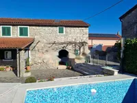 Недвижимость Семейный дом 270 м², Центр, Опатия: 1