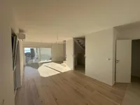 Недвижимость Четырехкомнатная квартира Центр: 4