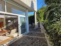 Недвижимость Четырехкомнатная квартира Центр: 8