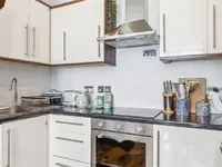 Недвижимость Finborough Road: 8