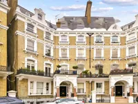 Недвижимость Redcliffe Square: 4