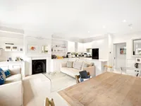 Недвижимость Redcliffe Square: 10