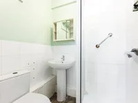 Недвижимость Upper Richmond Road: 4