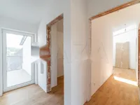 Недвижимость 4-комнатная квартира Жежица: 15