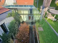 Недвижимость Квартира, более 5 комнат, Центр: 5