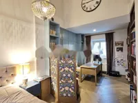 Недвижимость Квартира, более 5 комнат, Центр: 10