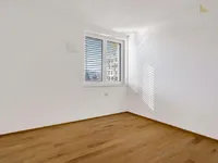 Недвижимость Квартира, 3,5 комнаты, Жиданов Квартал, Бежиград: 16