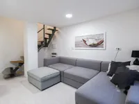 Недвижимость Квартира, 2 комнаты, Бежиград: 2