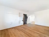 Недвижимость Трёхкомнатная квартира Бизовик: 1