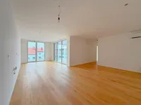 Недвижимость Трехкомнатная квартира, Бежиград: 1