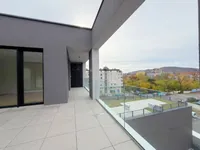 Недвижимость Трехкомнатная квартира, Бежиград: 14