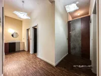 Недвижимость Квартира, 3 комнаты, Центр: 5