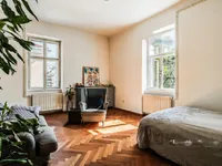 Недвижимость Трехкомнатная квартира в центре: 6