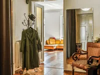 Недвижимость Трехкомнатная квартира в центре: 23