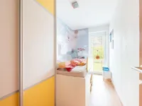 Недвижимость Четырехкомнатная квартира : 8