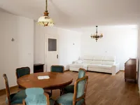 Недвижимость Квартира 5 комнат и более: 1