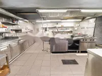 Недвижимость Коммерческое помещение в центре: 9