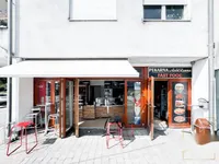 Недвижимость Торговое помещение Такен: 1