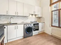 Недвижимость Oakley Street: 13