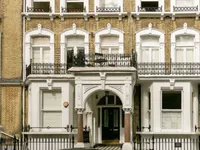 Недвижимость Redcliffe Square: 4