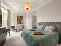 Недвижимость Lower Sloane Street: 1