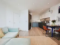 Недвижимость Avenue Road: 9