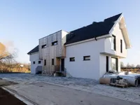 Недвижимость Дом, Чрна вас: 5