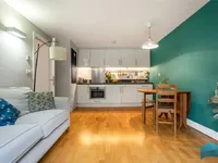 Недвижимость Weedington Road: 10