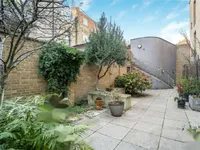 Недвижимость Weedington Road: 12