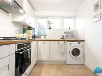 Недвижимость Cressfield Close: 2