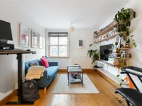 Недвижимость Temple Street: 11