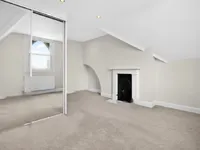 Недвижимость Leamington Park: 2