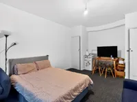 Недвижимость Barons Court Road: 7