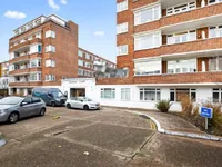 Недвижимость Upper Richmond Road: 3