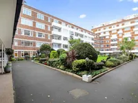 Недвижимость Upper Richmond Road: 18